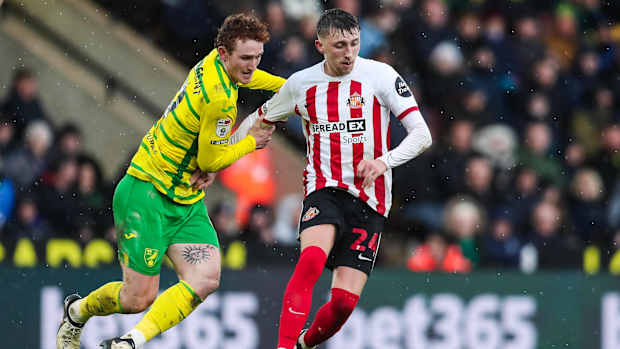 Dan Neil - Sunderland at Norwich